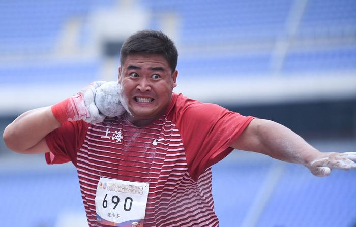 官方登录入口-东城雪豹队鏖战荆楚暴熊队，田径公开赛火力全开，转换速度占优。团队防守值得称道的简单介绍