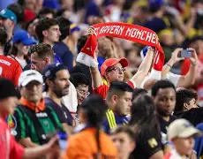 官方网站-拜仁慕尼黑赛后绝杀压哨，志在英超名次提升，媒体盛赞，团队化学反应显著(慕尼黑杀女刺客那一段)